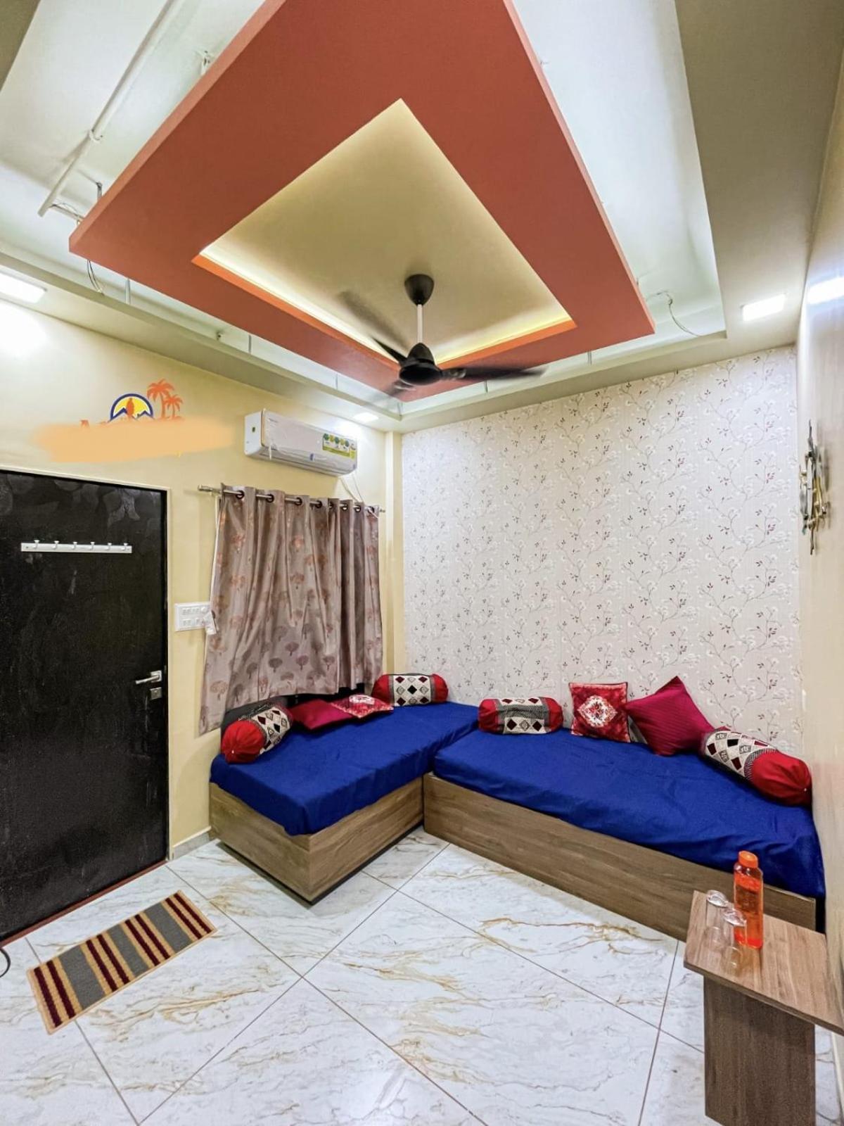 Jai Swaminarayan Delux Apartment *