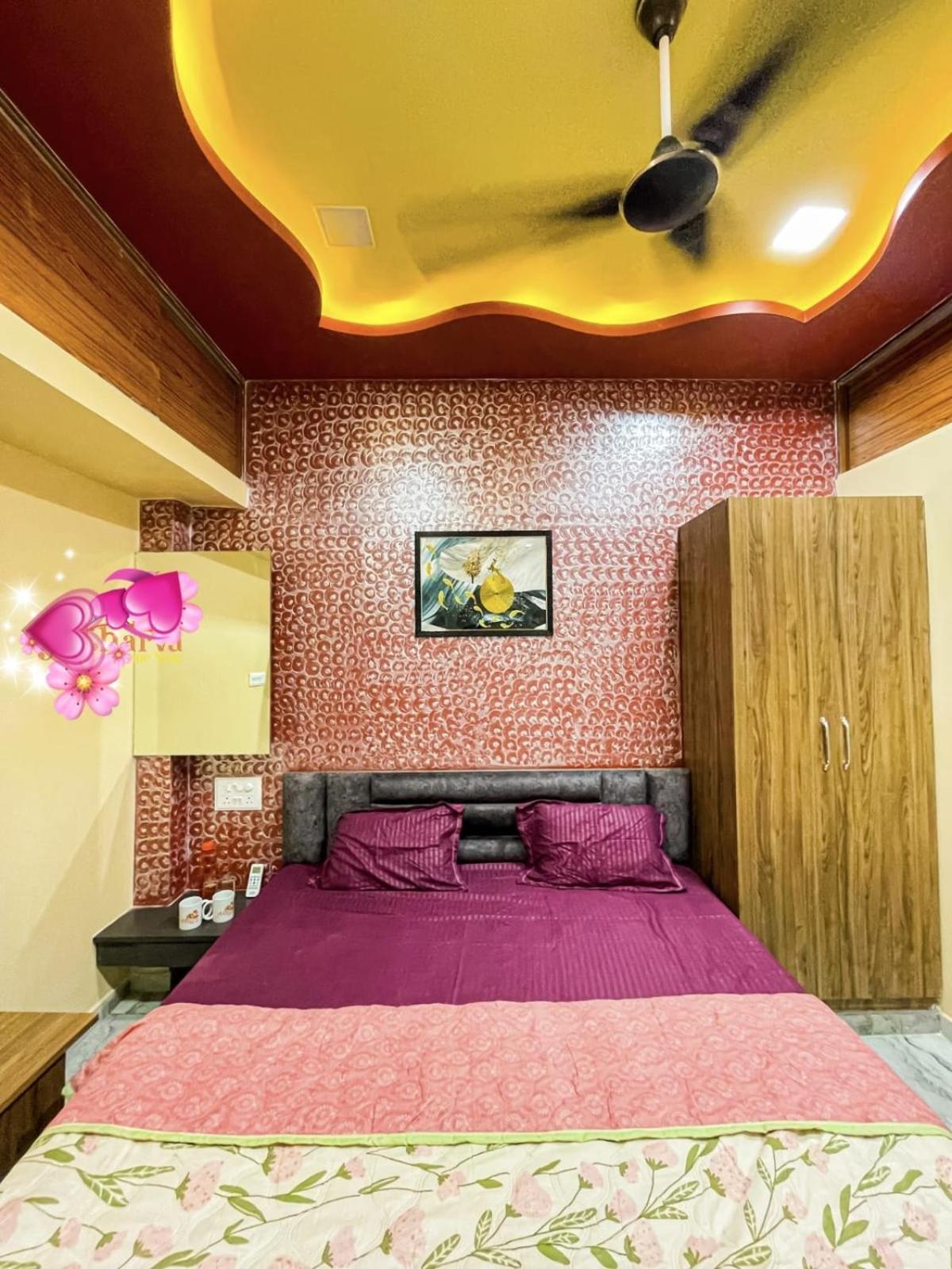 Jai Swaminarayan Delux Apartment Garudeshwar