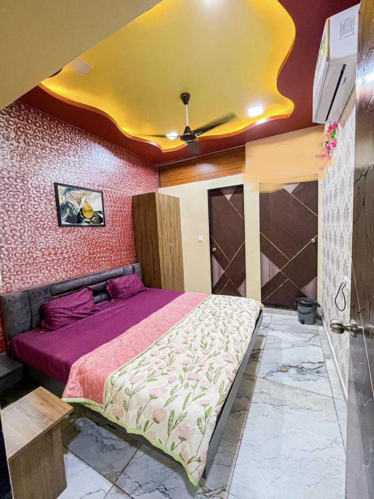 Jai Swaminarayan Delux Apartment
