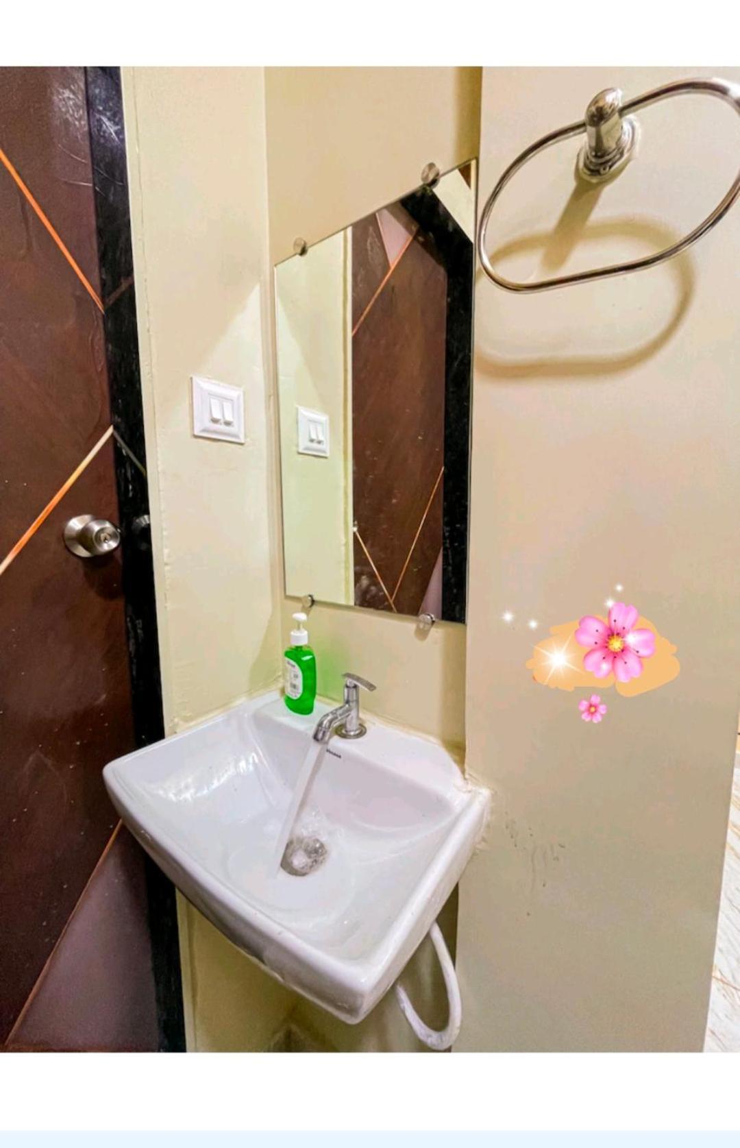 Jai Swaminarayan Delux Apartment *